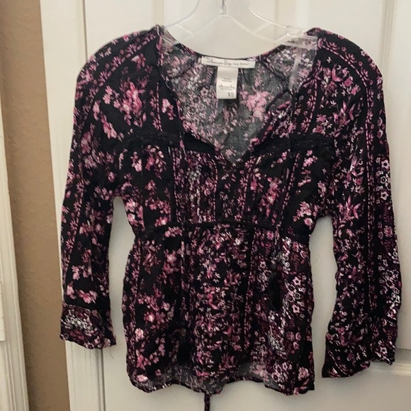 FINAL MARKDOWN Ladies’ American Rag Peasant-style Top (XS) - Picture 1 of 6